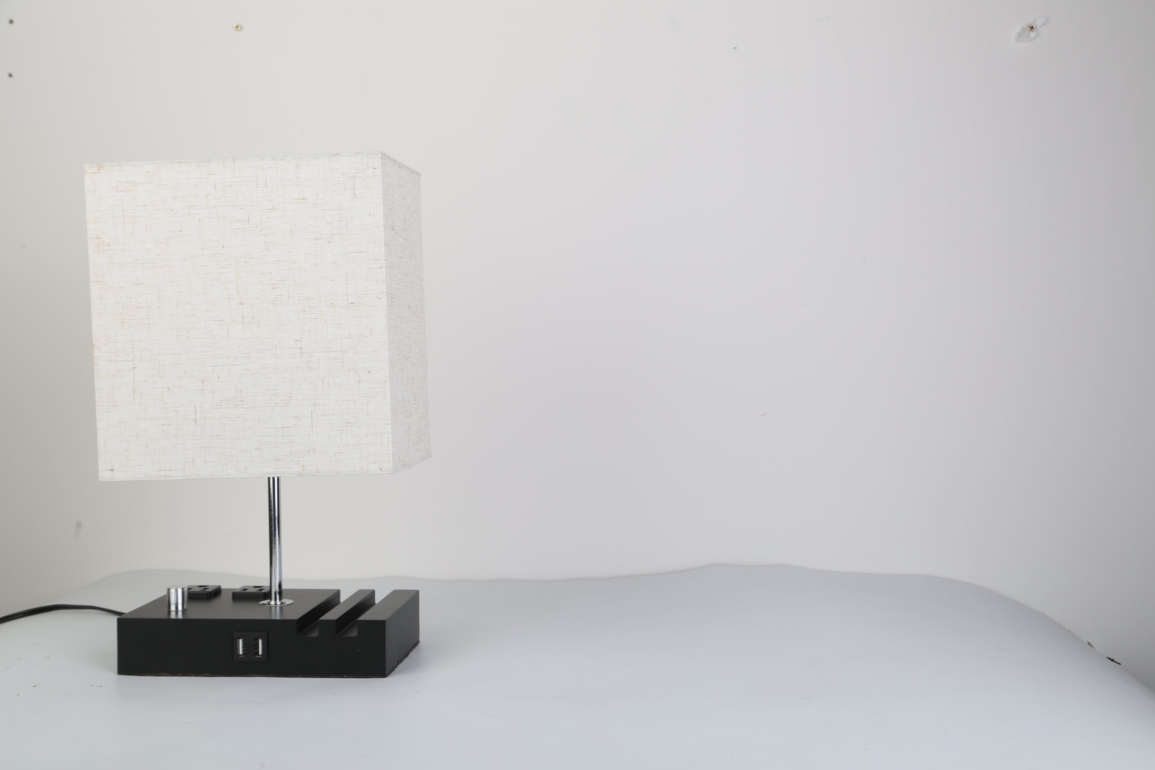 1Pc Fully Dimmable Table Lamp For Bedroom Living Room Bedside Lamp For Nightstand Dual USB Ports 2 Power Outlets LED Bulb Included